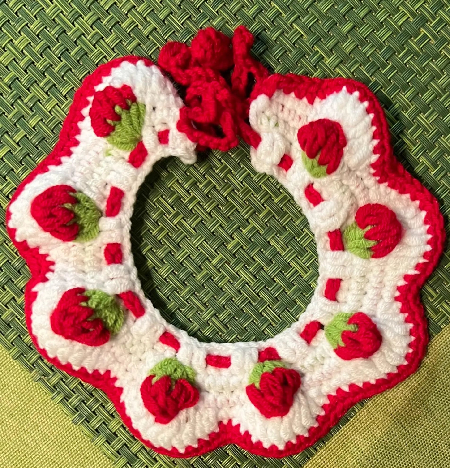 Handmade Crochet Pet Collar: Customizable Knit Cat & Dog Collar